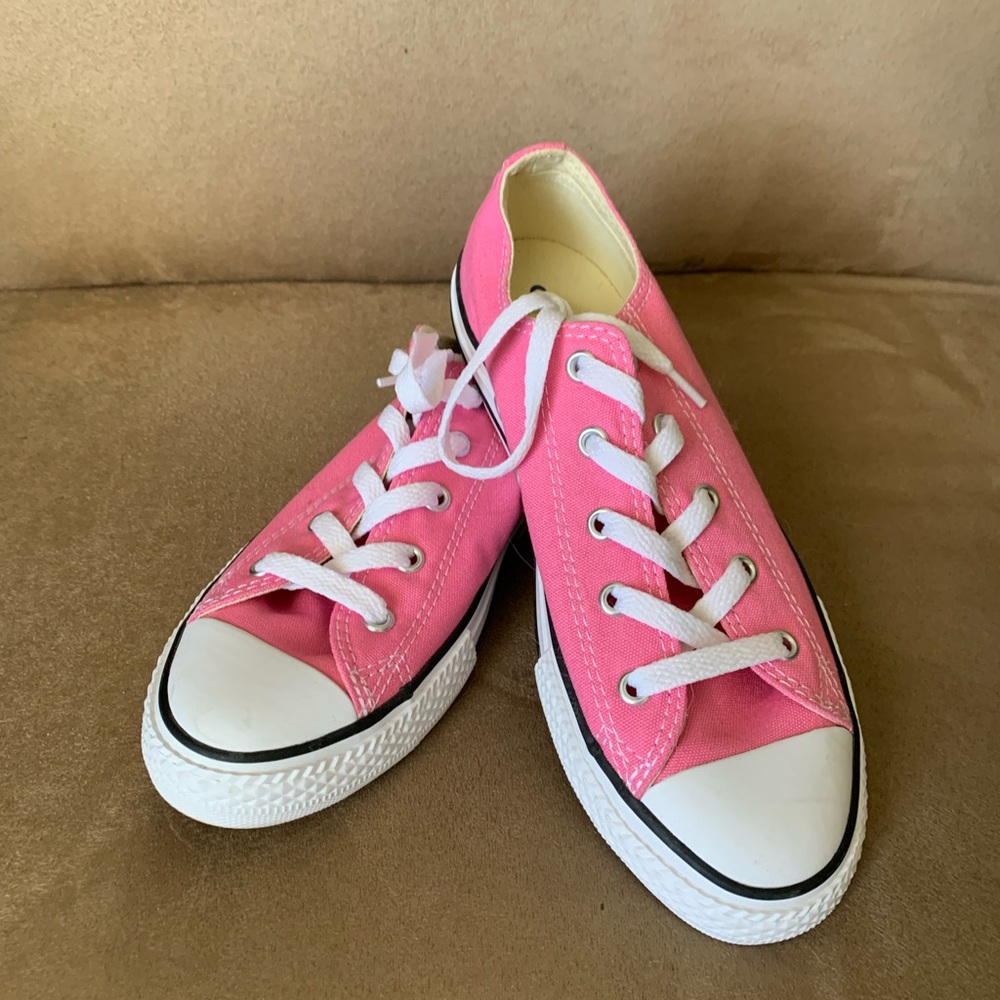 Pink Converse kids size 3 (womens 5)